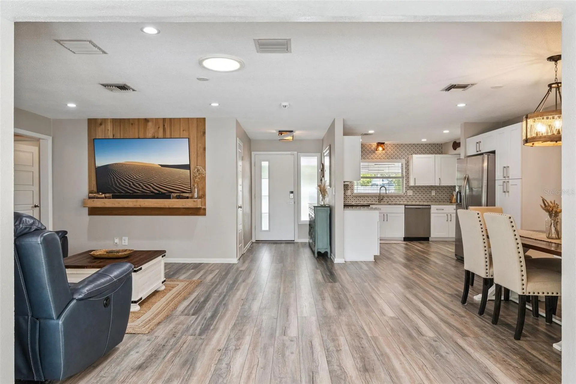 2609 S Crystal Lake Drive Orlando FL 32806