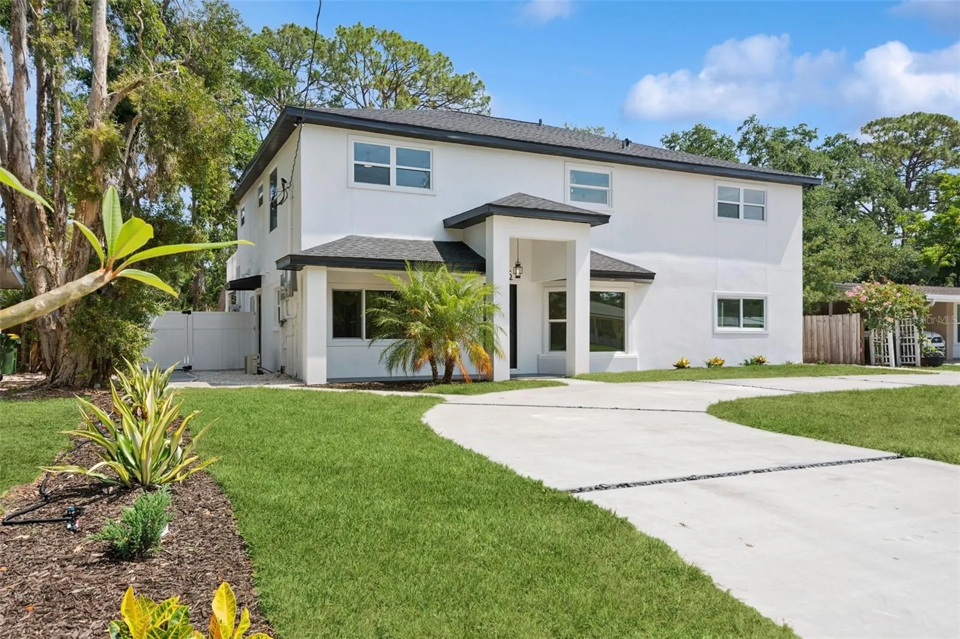 2655 Bay Street Sarasota FL 34237