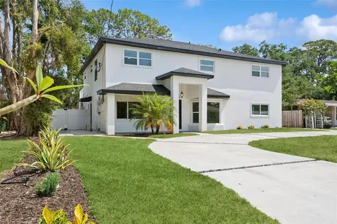 2655 Bay Street Sarasota FL 34237