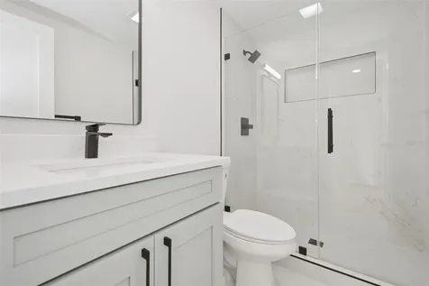 2655 Bay Street Sarasota FL 34237
