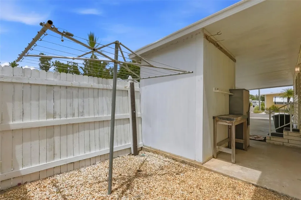 633 54th Way South Way S Gulfport FL 33707