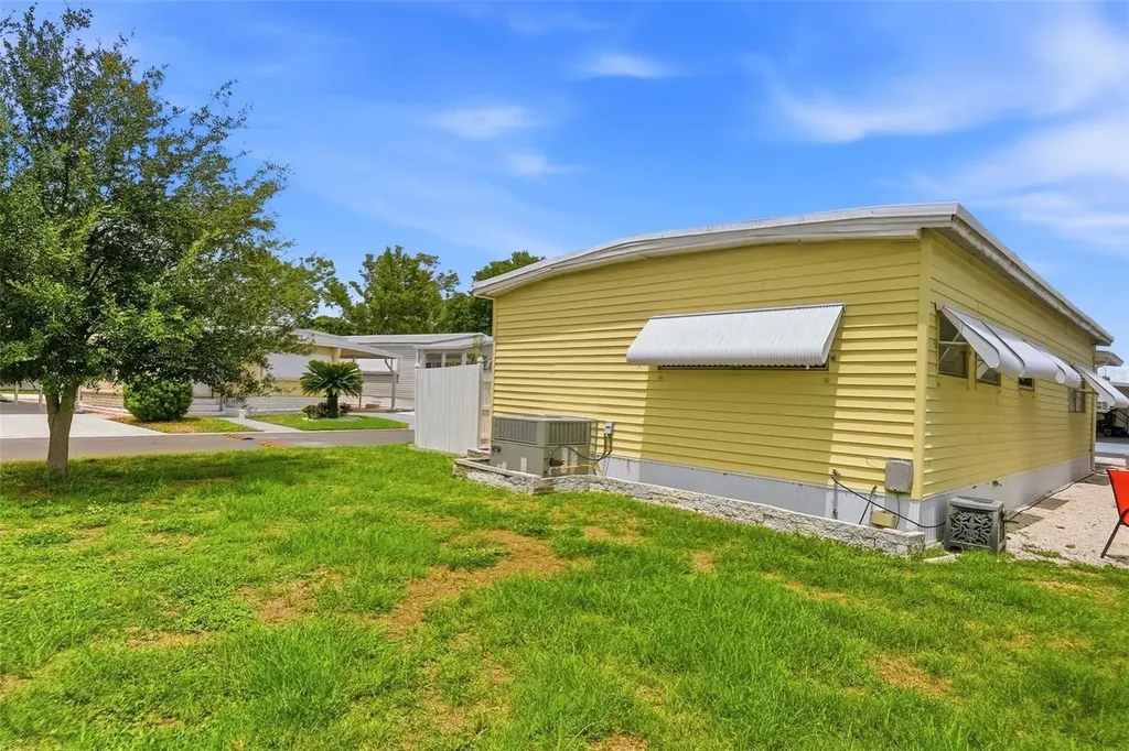 633 54th Way South Way S Gulfport FL 33707