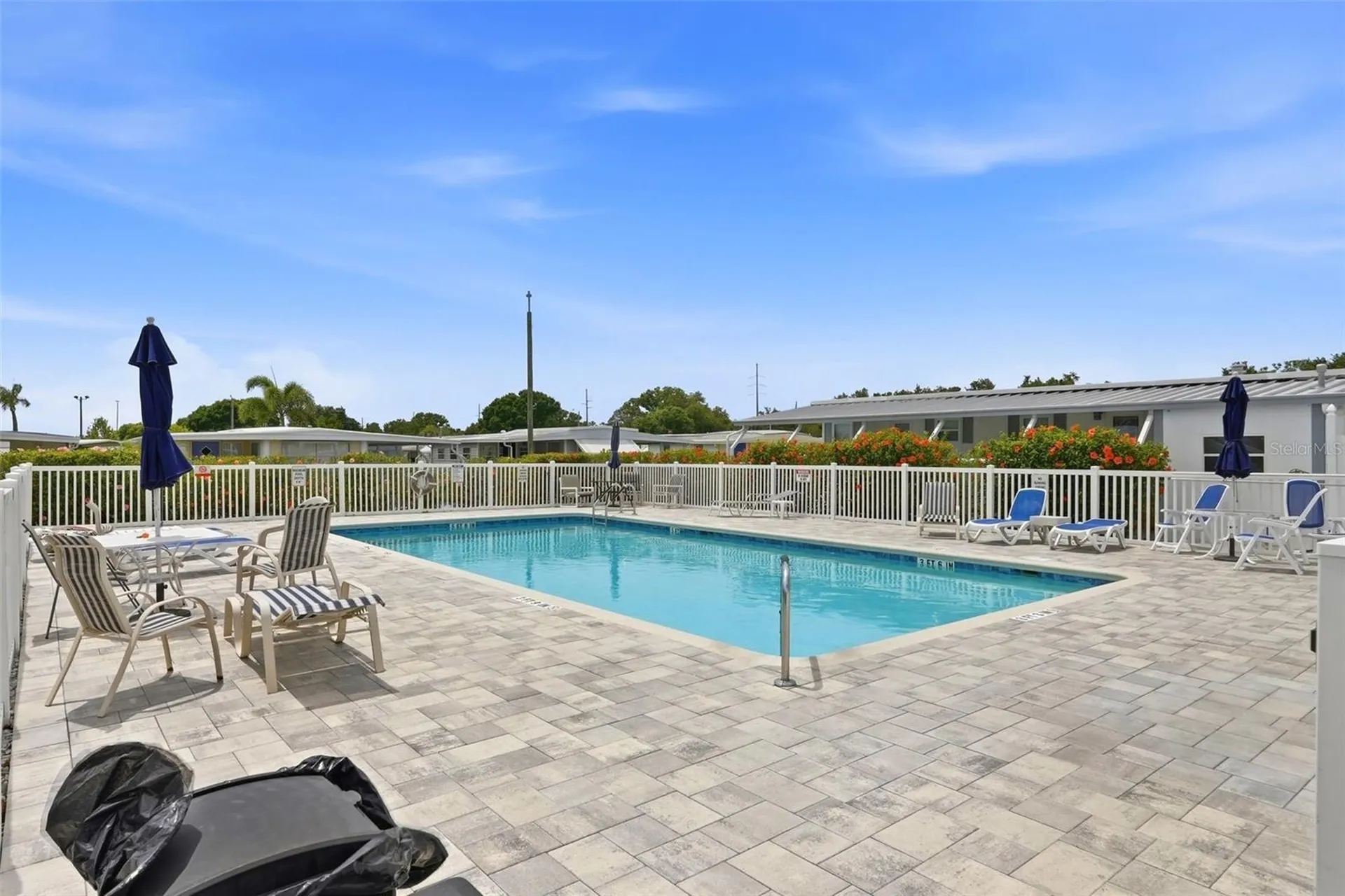 633 54th Way South Way S Gulfport FL 33707