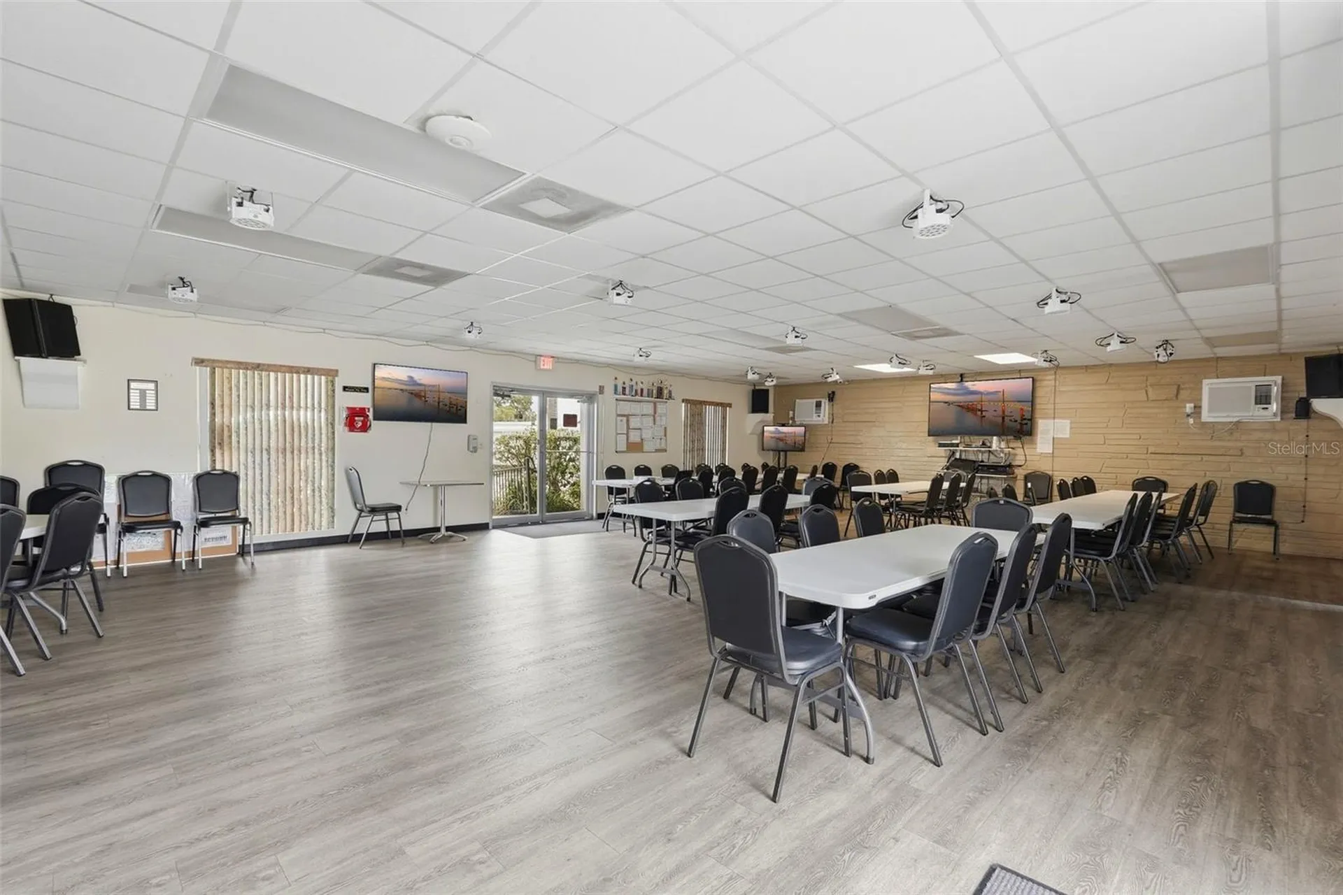 633 54th Way South Way S Gulfport FL 33707