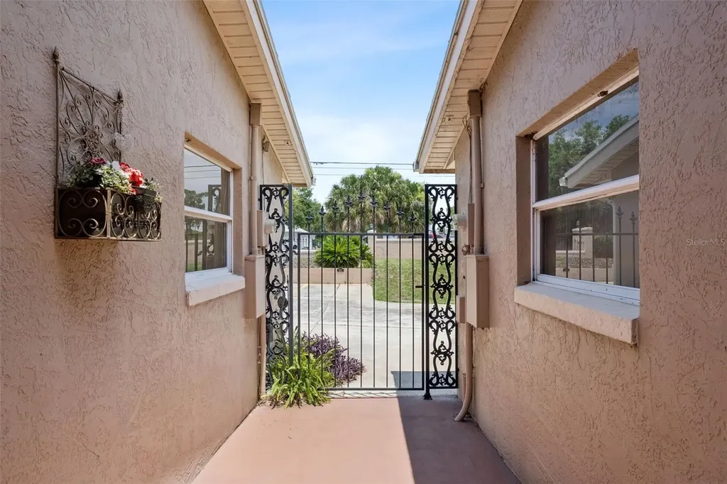 815 Chestnut Street Clermont FL 34711