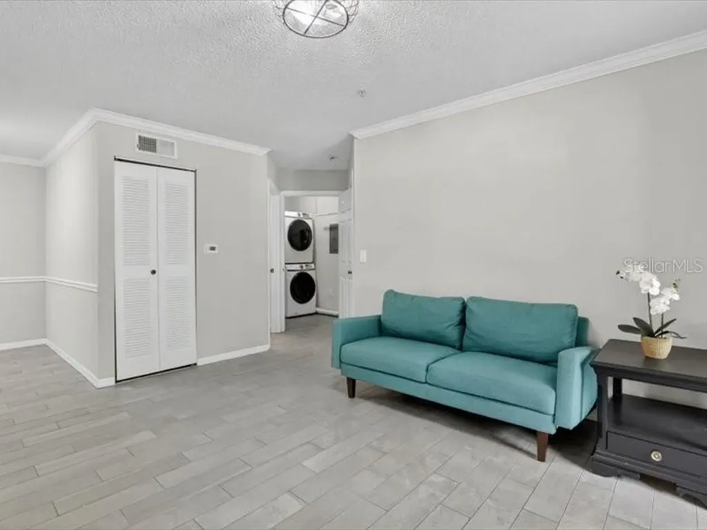 1950 Summer Club Drive Oviedo FL 32765