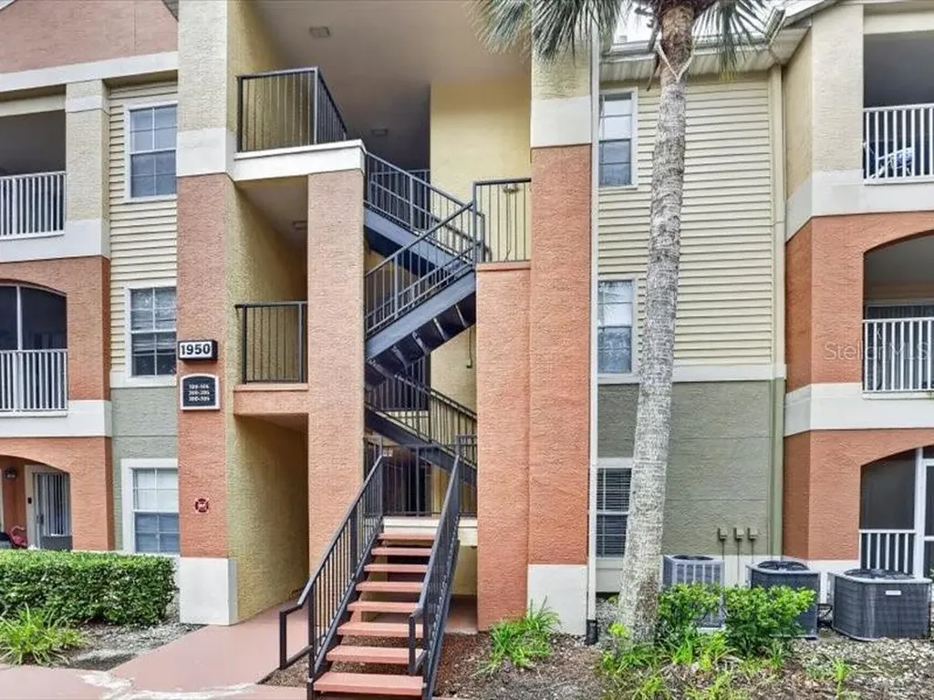 1950 Summer Club Drive Oviedo FL 32765