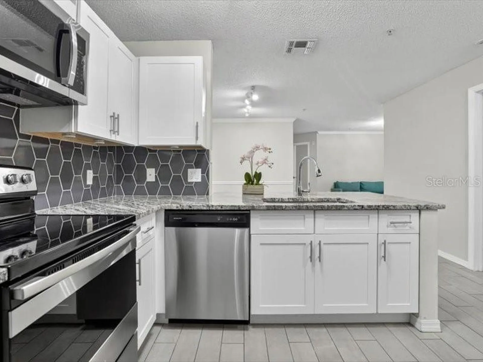 1950 Summer Club Drive Oviedo FL 32765