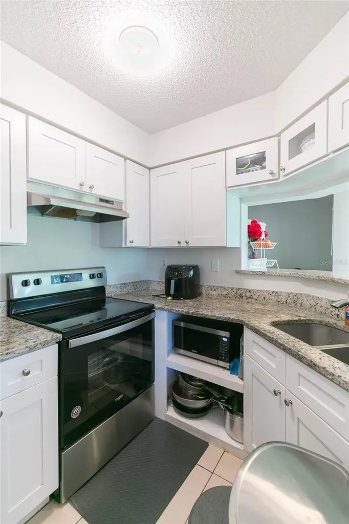 8636 Mallard Reserve Drive Tampa FL 33614
