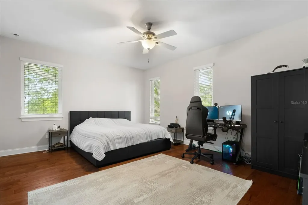 4905 W Spring Lake Drive Tampa FL 33629