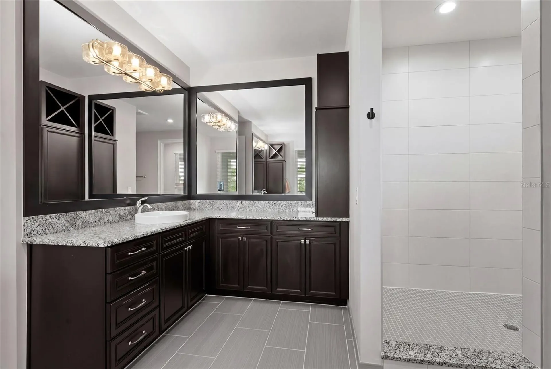4905 W Spring Lake Drive Tampa FL 33629