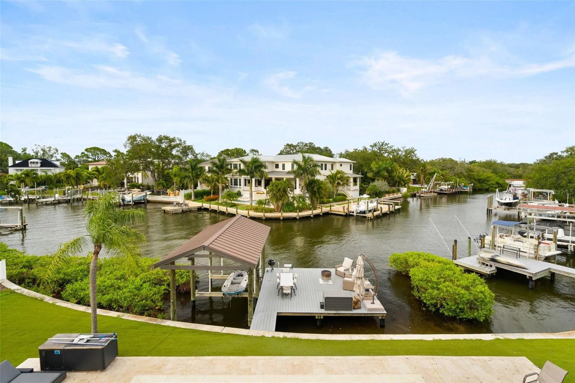 4905 W Spring Lake Drive Tampa FL 33629