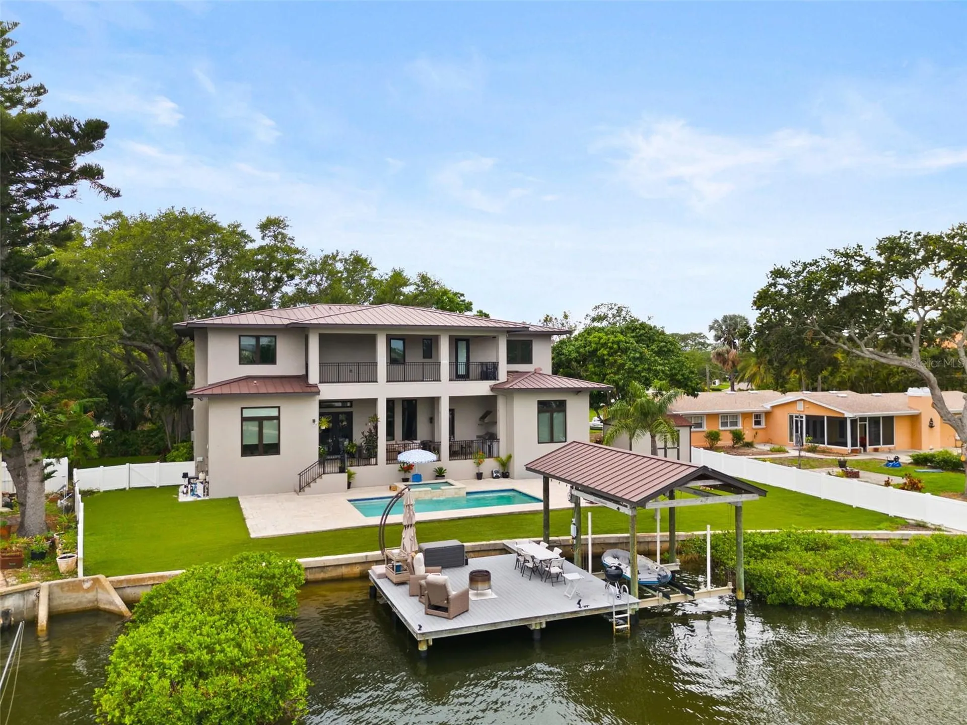 4905 W Spring Lake Drive Tampa FL 33629