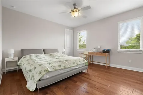 4905 W Spring Lake Drive Tampa FL 33629