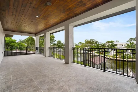 4905 W Spring Lake Drive Tampa FL 33629
