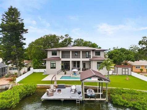 4905 W Spring Lake Drive Tampa FL 33629