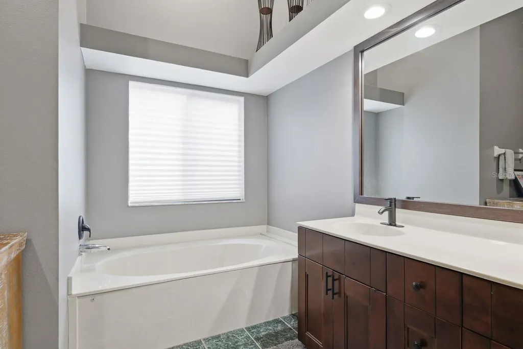 665 Deer Run N Palm Harbor FL 34684