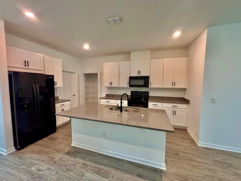 7563 Ashcroft Drive Wesley Chapel FL 33545