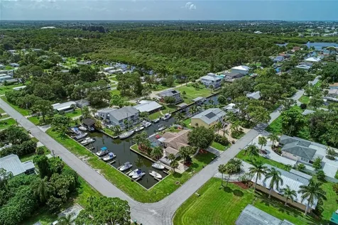9130 Pine Cove Drive Englewood FL 34224