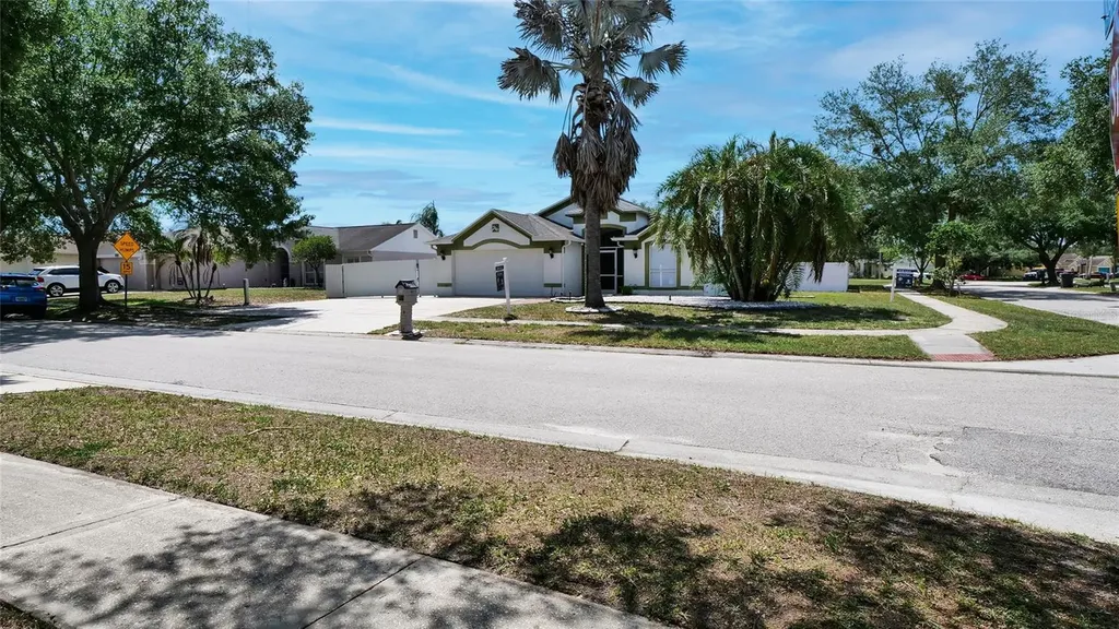 10536 Salisbury Street Riverview FL 33569