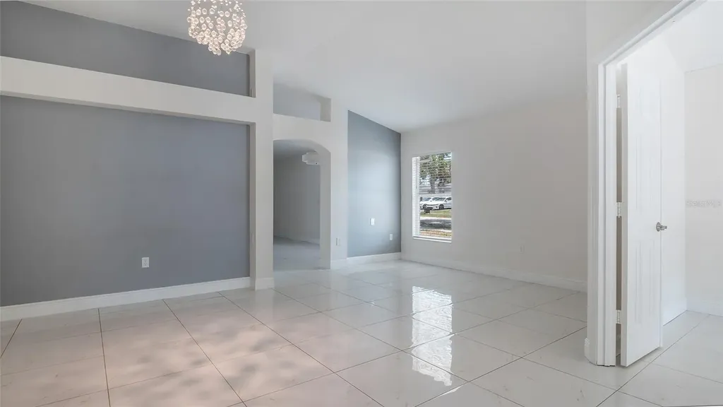 10536 Salisbury Street Riverview FL 33569