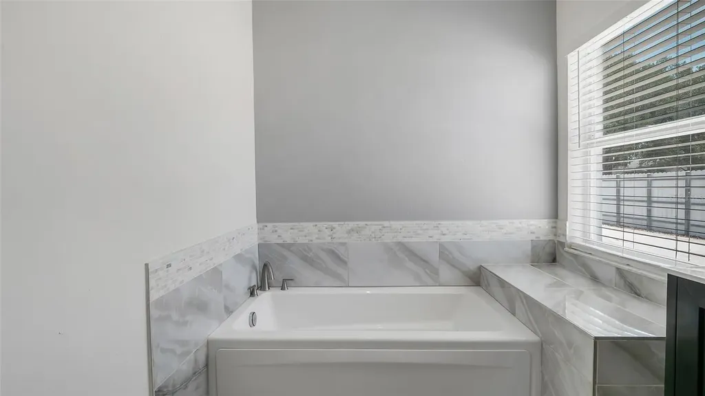 10536 Salisbury Street Riverview FL 33569