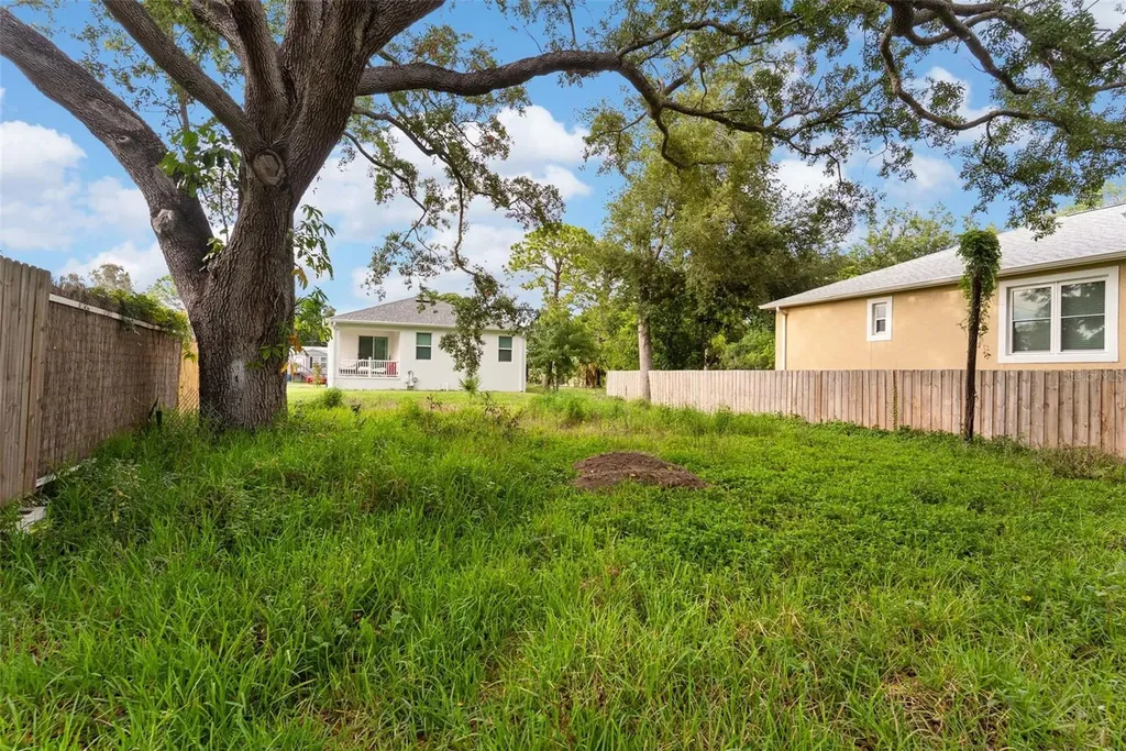 3233 Laurel Avenue Clearwater FL 33762