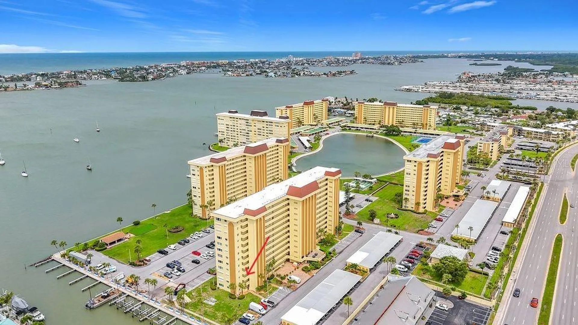 4550 Cove Circle St Petersburg FL 33708