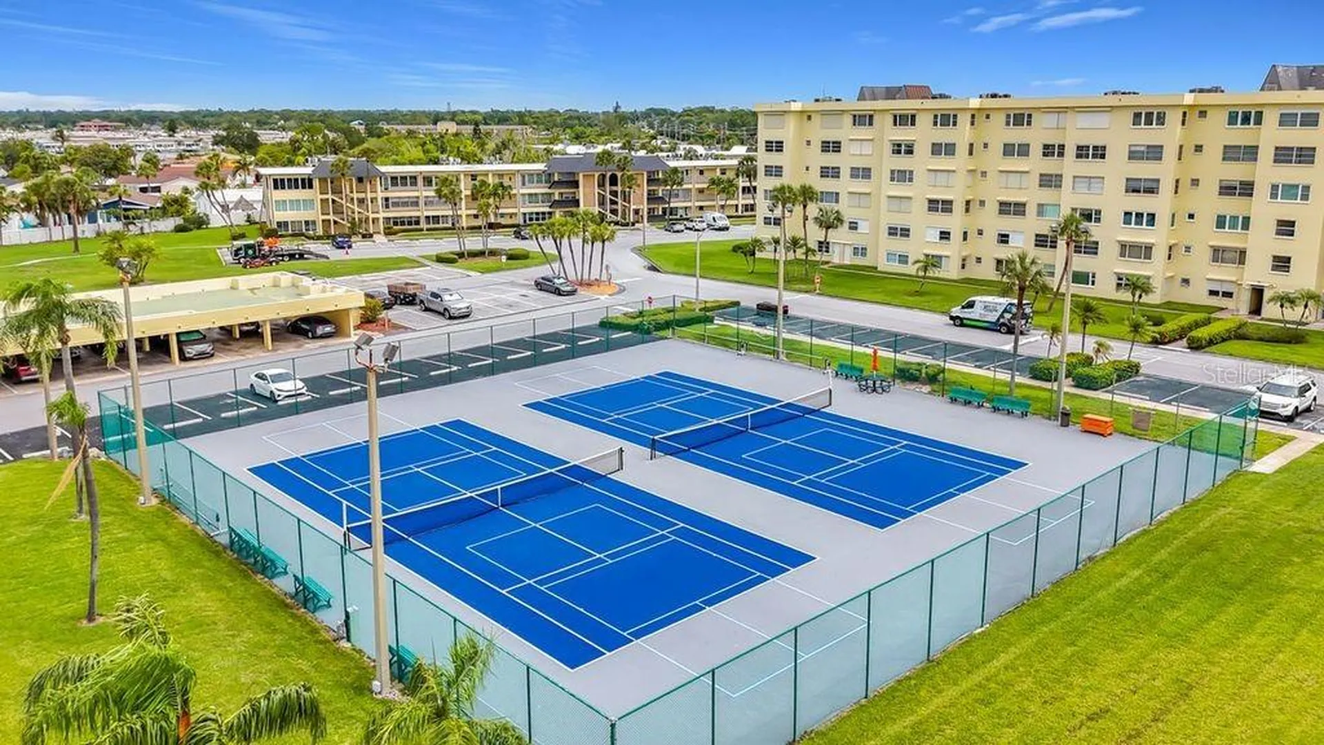 4550 Cove Circle St Petersburg FL 33708