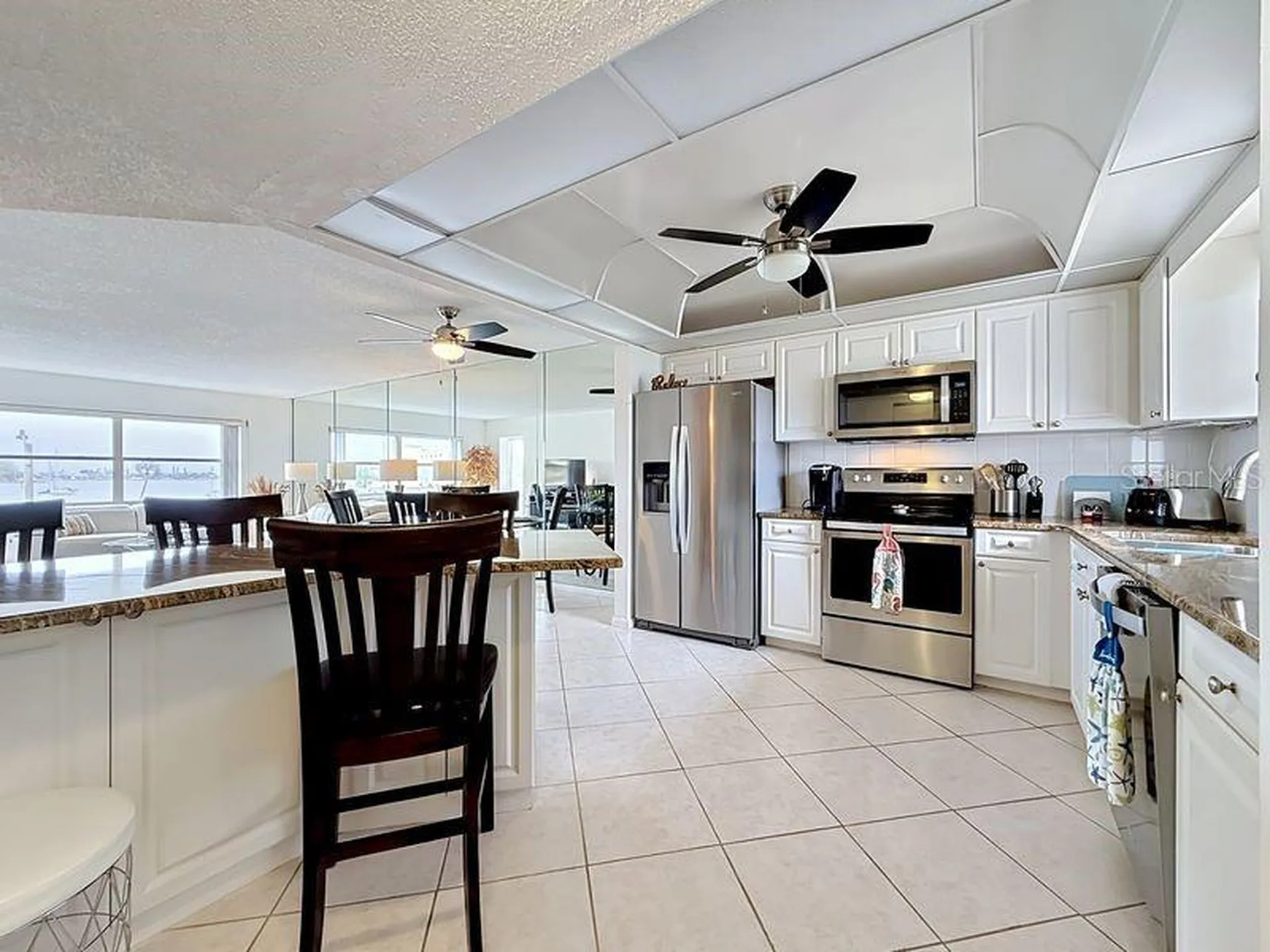 4550 Cove Circle St Petersburg FL 33708