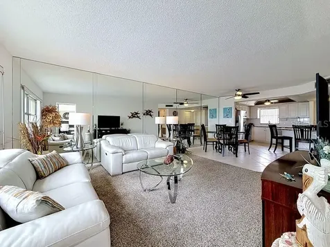 4550 Cove Circle St Petersburg FL 33708