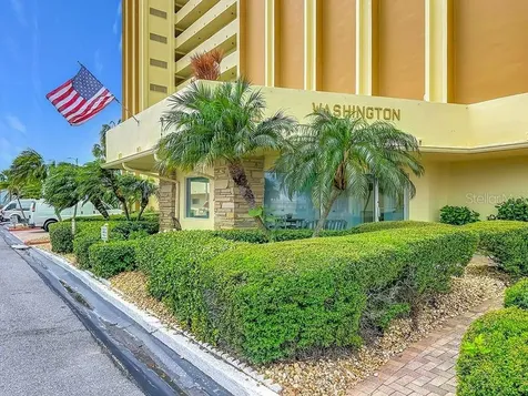 4550 Cove Circle St Petersburg FL 33708