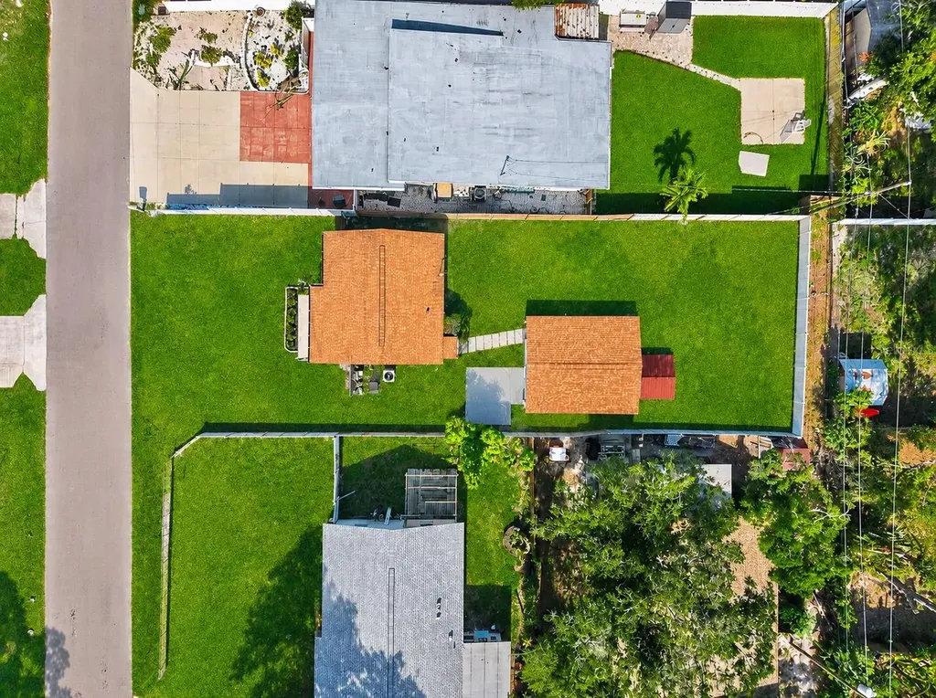 3766 56th Avenue N St Petersburg FL 33714