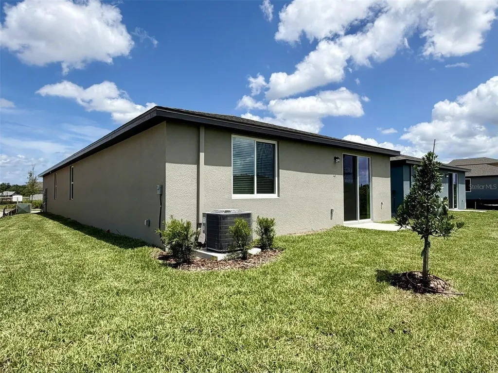 1483 Brekey Way Zephyrhills FL 33541