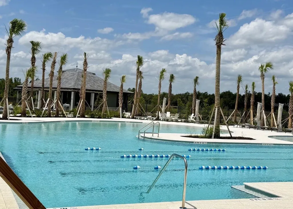 1483 Brekey Way Zephyrhills FL 33541
