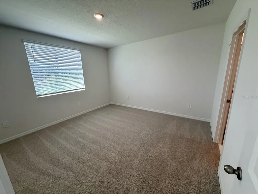 1483 Brekey Way Zephyrhills FL 33541