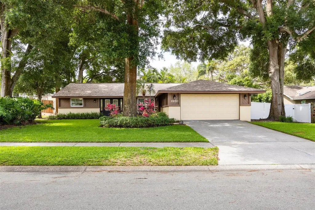 1430 Sutton Place Drive Palm Harbor FL 34683