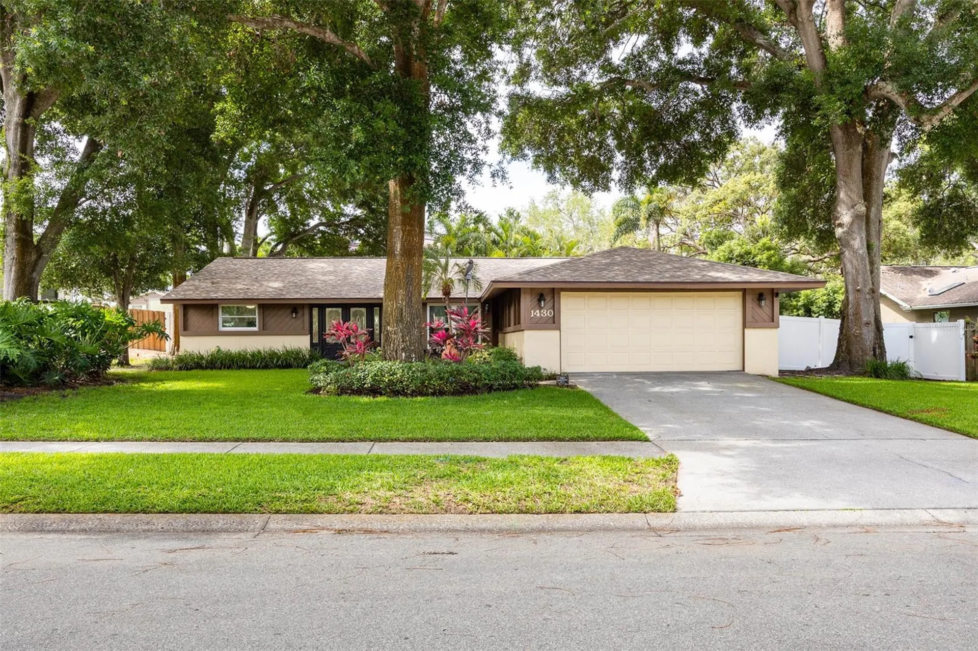 1430 Sutton Place Drive Palm Harbor FL 34683