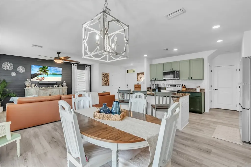 4110 Willow Hammock Drive Palmetto FL 34221