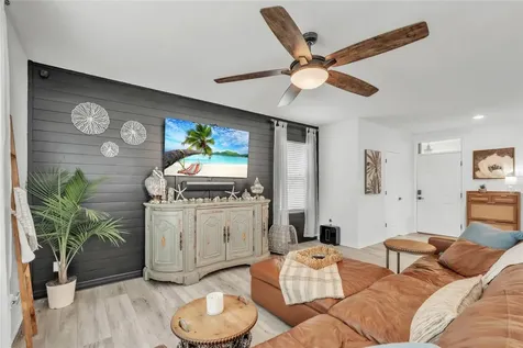 4110 Willow Hammock Drive Palmetto FL 34221
