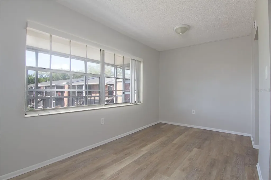 1424 W Holden Avenue Orlando FL 32839