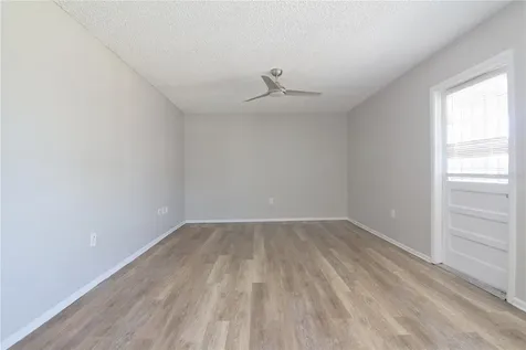 1424 W Holden Avenue Orlando FL 32839