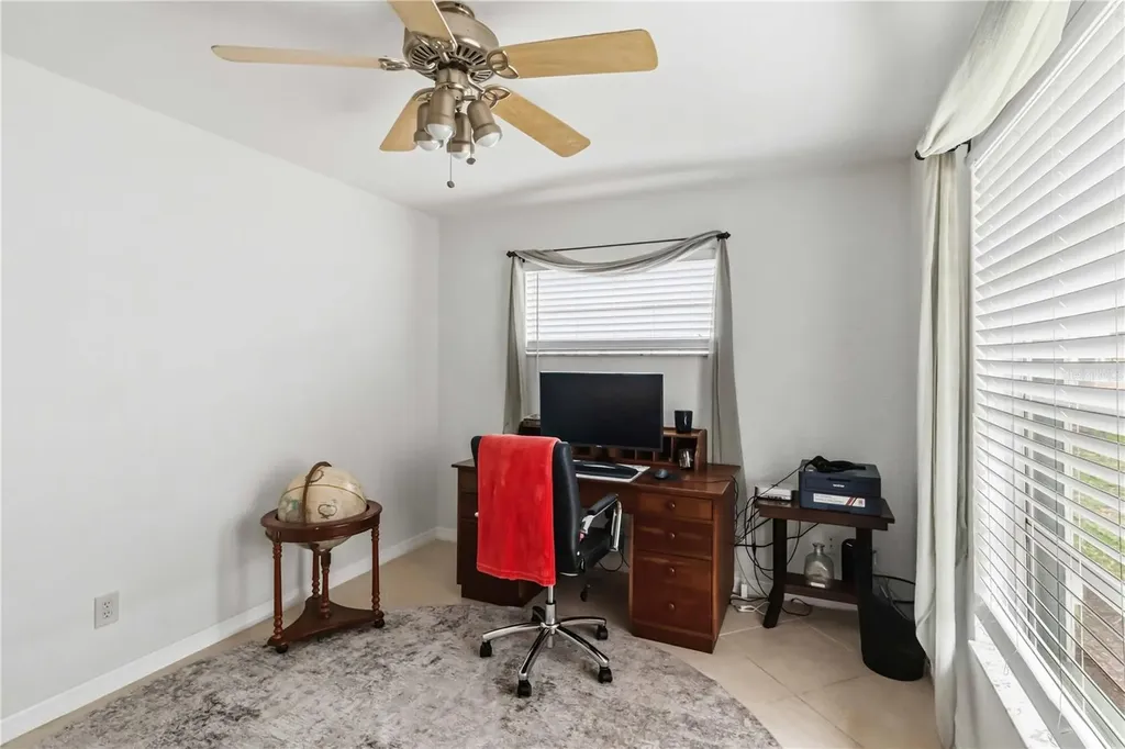 1004 Spindle Palm Way Apollo Beach FL 33572