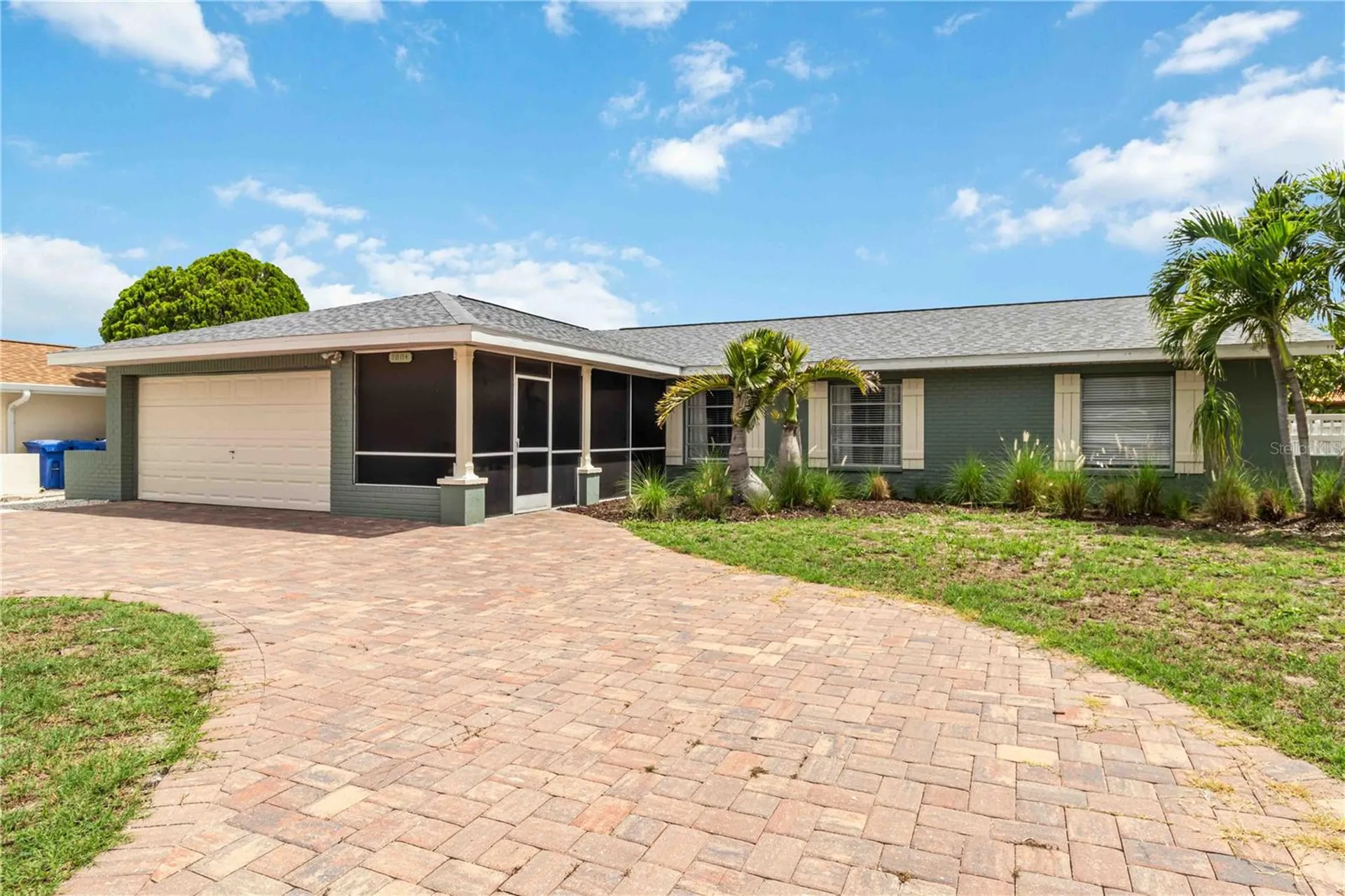 1004 Spindle Palm Way Apollo Beach FL 33572