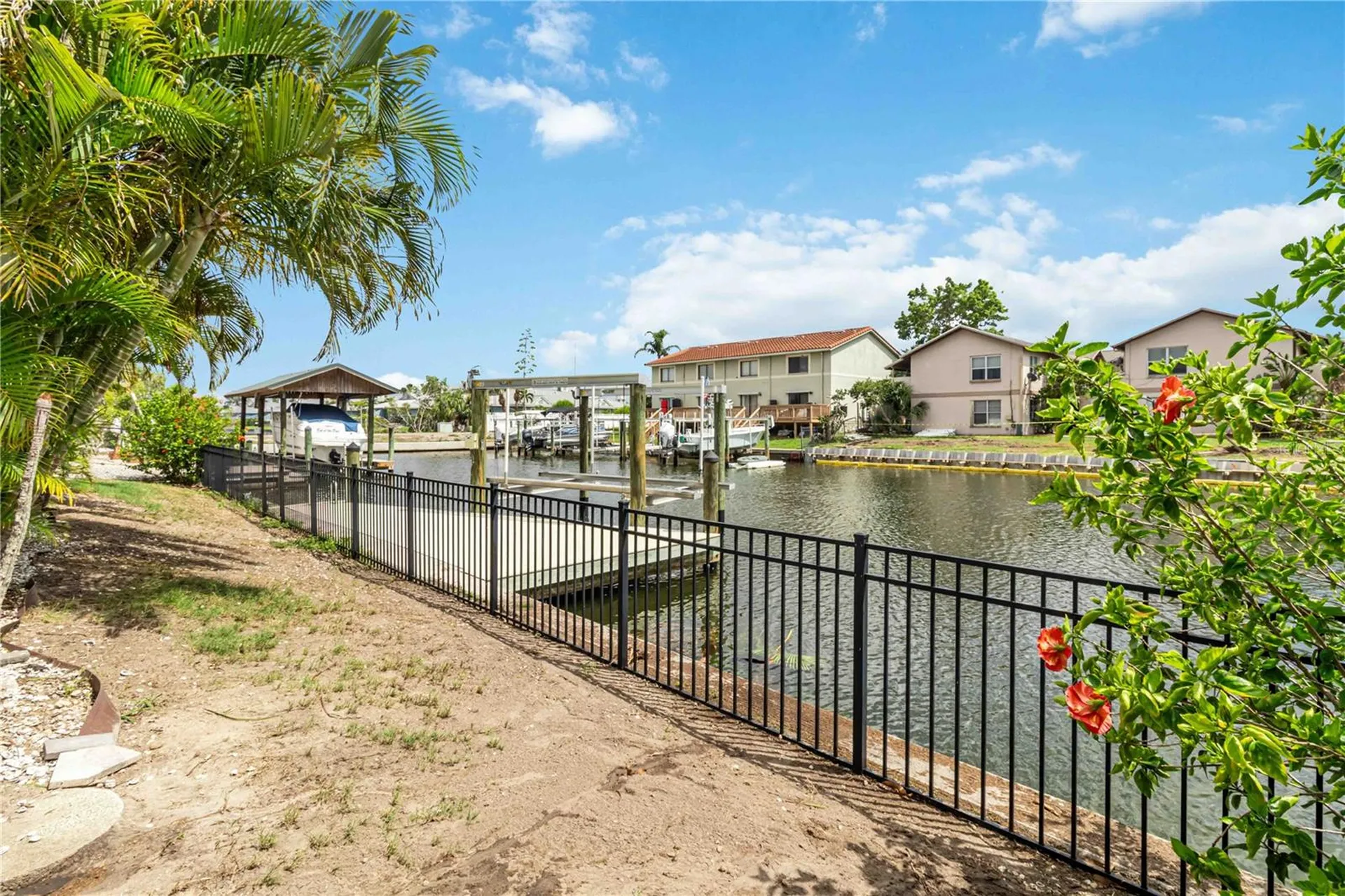 1004 Spindle Palm Way Apollo Beach FL 33572