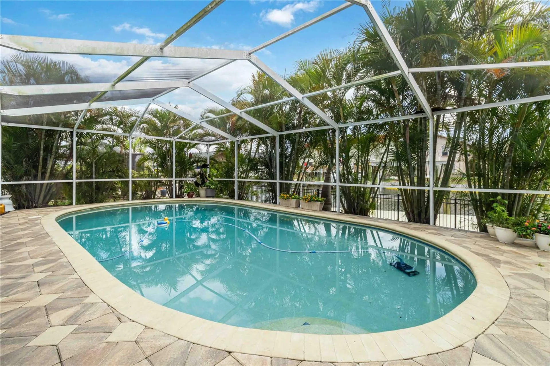 1004 Spindle Palm Way Apollo Beach FL 33572