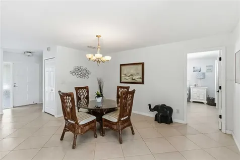 1004 Spindle Palm Way Apollo Beach FL 33572