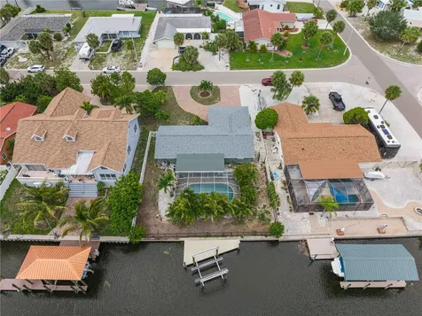 1004 Spindle Palm Way Apollo Beach FL 33572