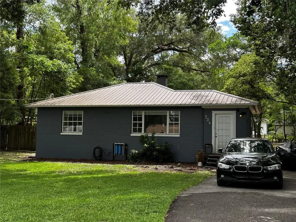 724 NE 17th Avenue Ocala FL 34470