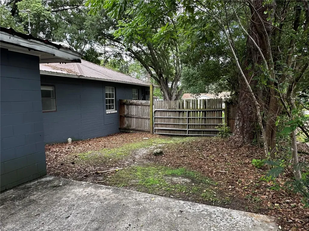 724 NE 17th Avenue Ocala FL 34470